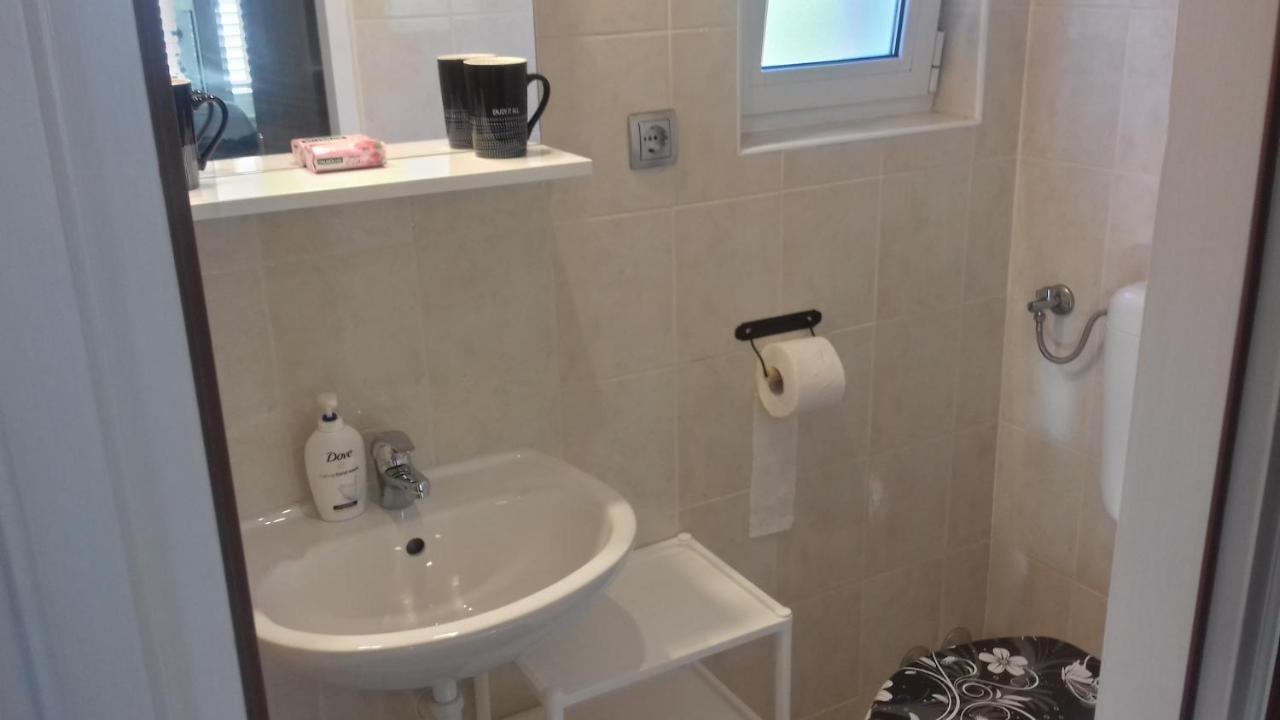 Apartman Cvita Rab Palit ภายนอก รูปภาพ